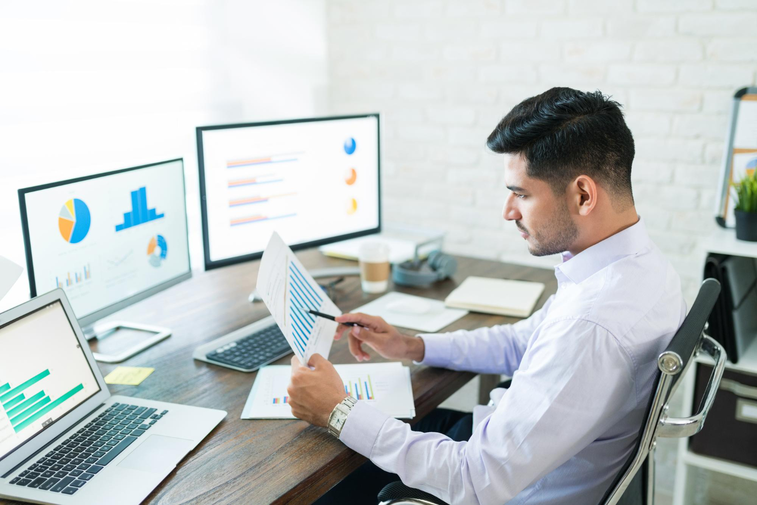 Hot Data Analyst Jobs You Can Apply for Right Now